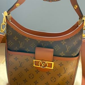 LV Dauphine Hobo Reverse Monogram Canvas Pm